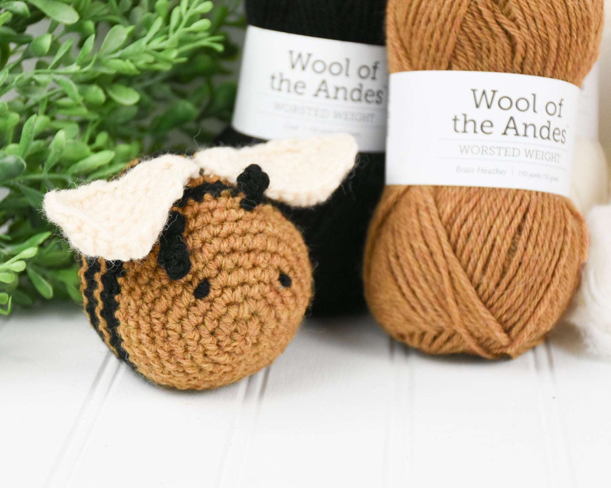 Bumblebee Crochet Kit - DIY